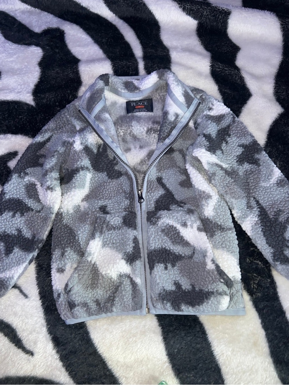 The Children's Place Plush Sherpa Jacket in Light Gray